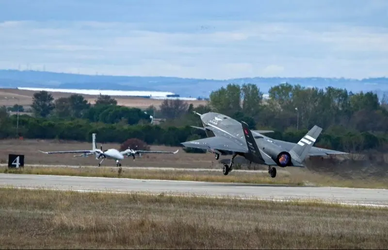 جنگنده ترکیه ای کیزیل‌الما