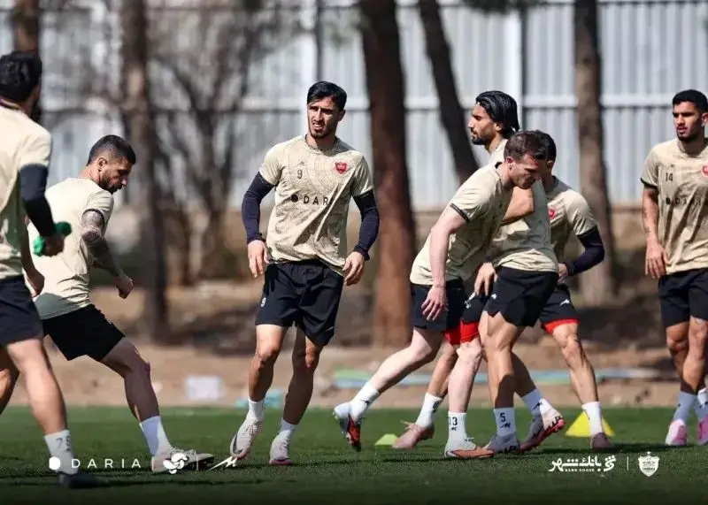 واکنش عملی علیپور به پیشکسوتان پرسپولیس