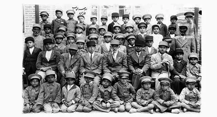 (عکس) سرویس مدارس در زمان پهلوی اول