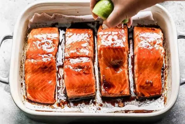 یک روش خاص برای مزه‌دار کردن ماهی 