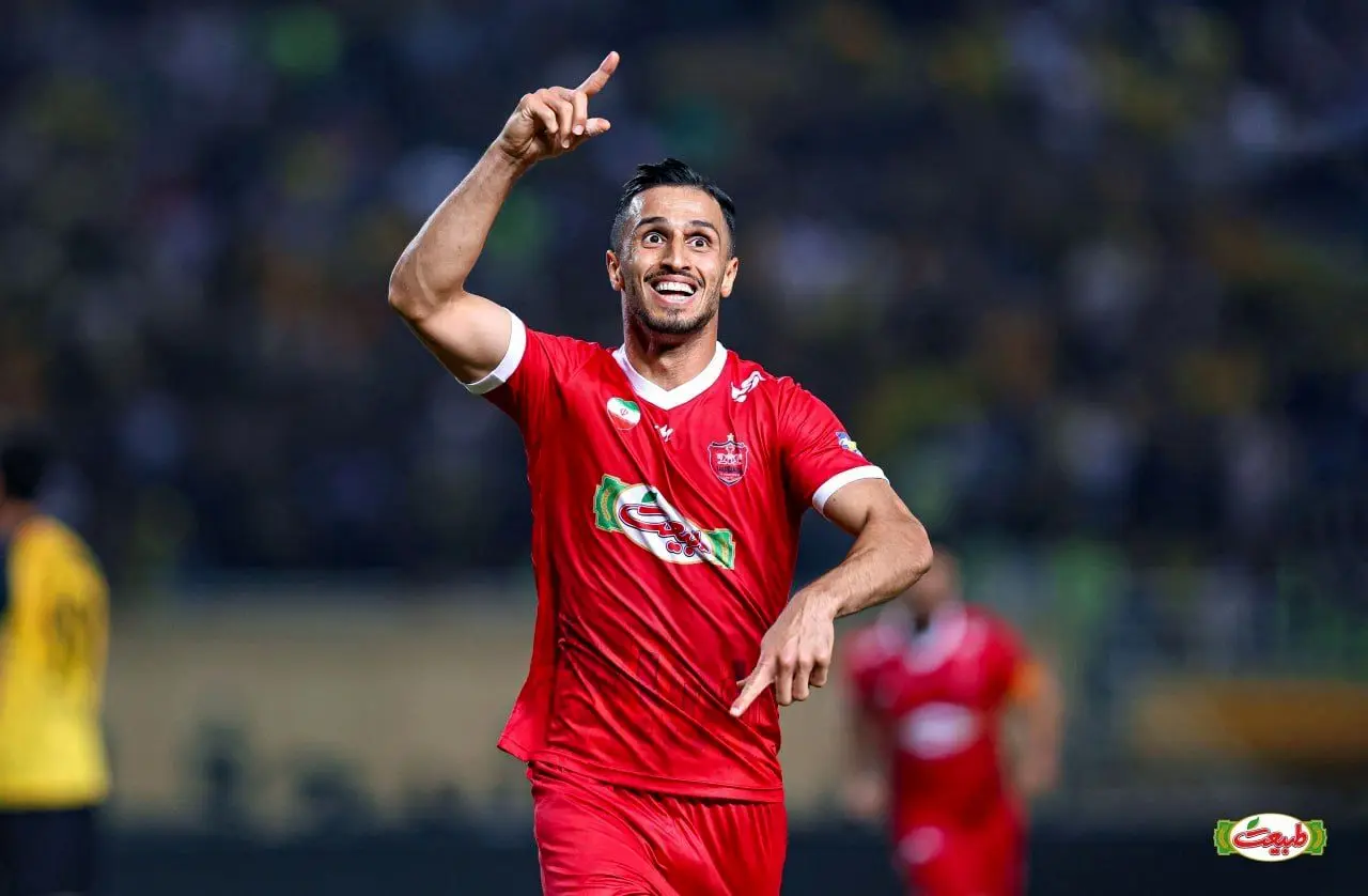 اولین گام آقای گل پرسپولیس برای ویزای آمریکا

