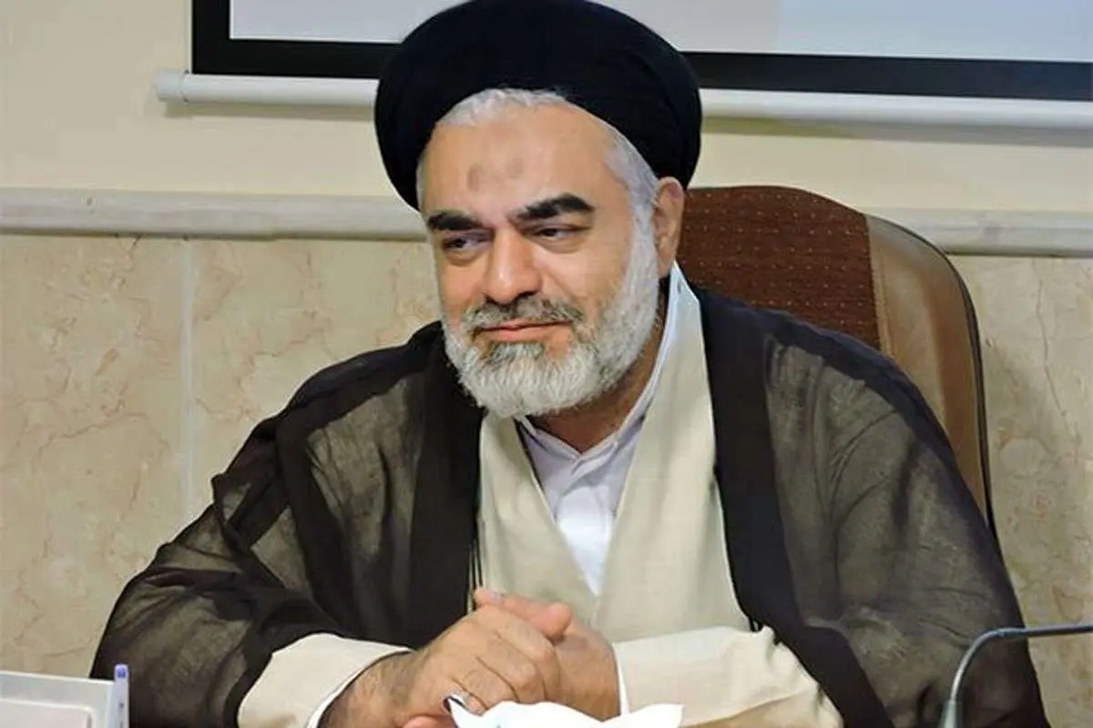 امام جمعه اصفهان: بی‌حجابی نشانه کم‌حیایی است