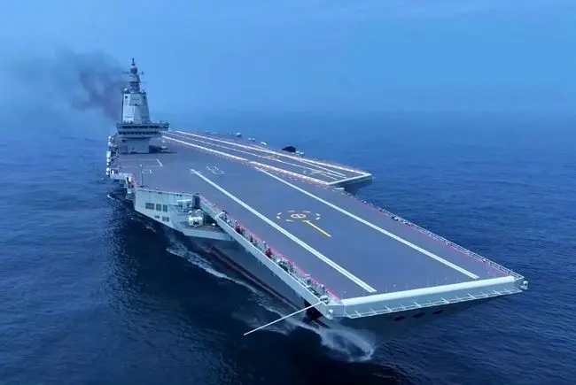 رونمایی چین از ناوهواپیمابر فوجیان؛ پیشرفته‌ترین ناوهواپیمابر چین از ناوهای هواپیمابر آمریکایی بهتر است؟