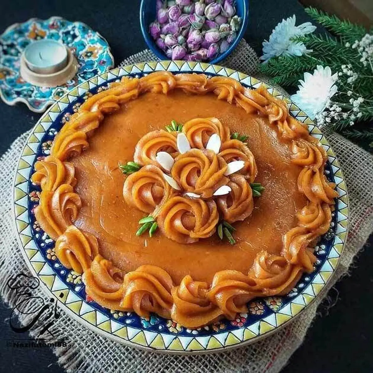 طرز تهیه حلوای سوهان؛ حلوای لطیف و خوشمزه برای افطار

