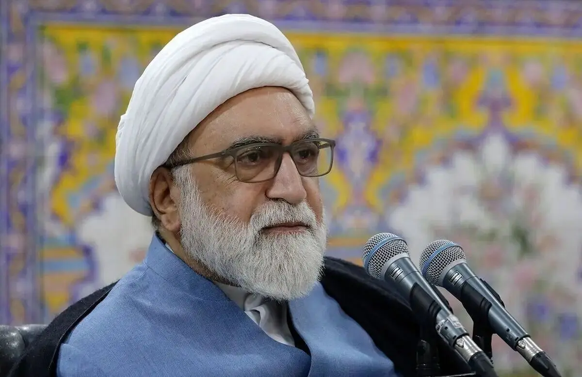 پیشنهاد رهبری برای محل دفن رهبر شهید چه بود؟