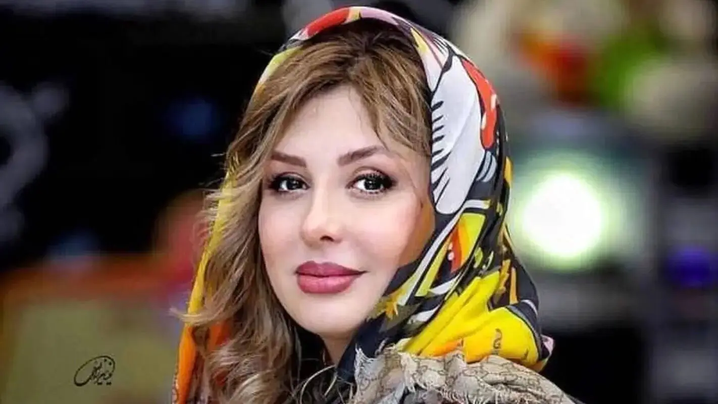 استایل نیوشا ضیغمی در سفر به کیش