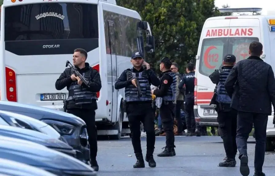 تیراندازی جوان ۱۸ ساله در دبیرستانی در ترکیه 