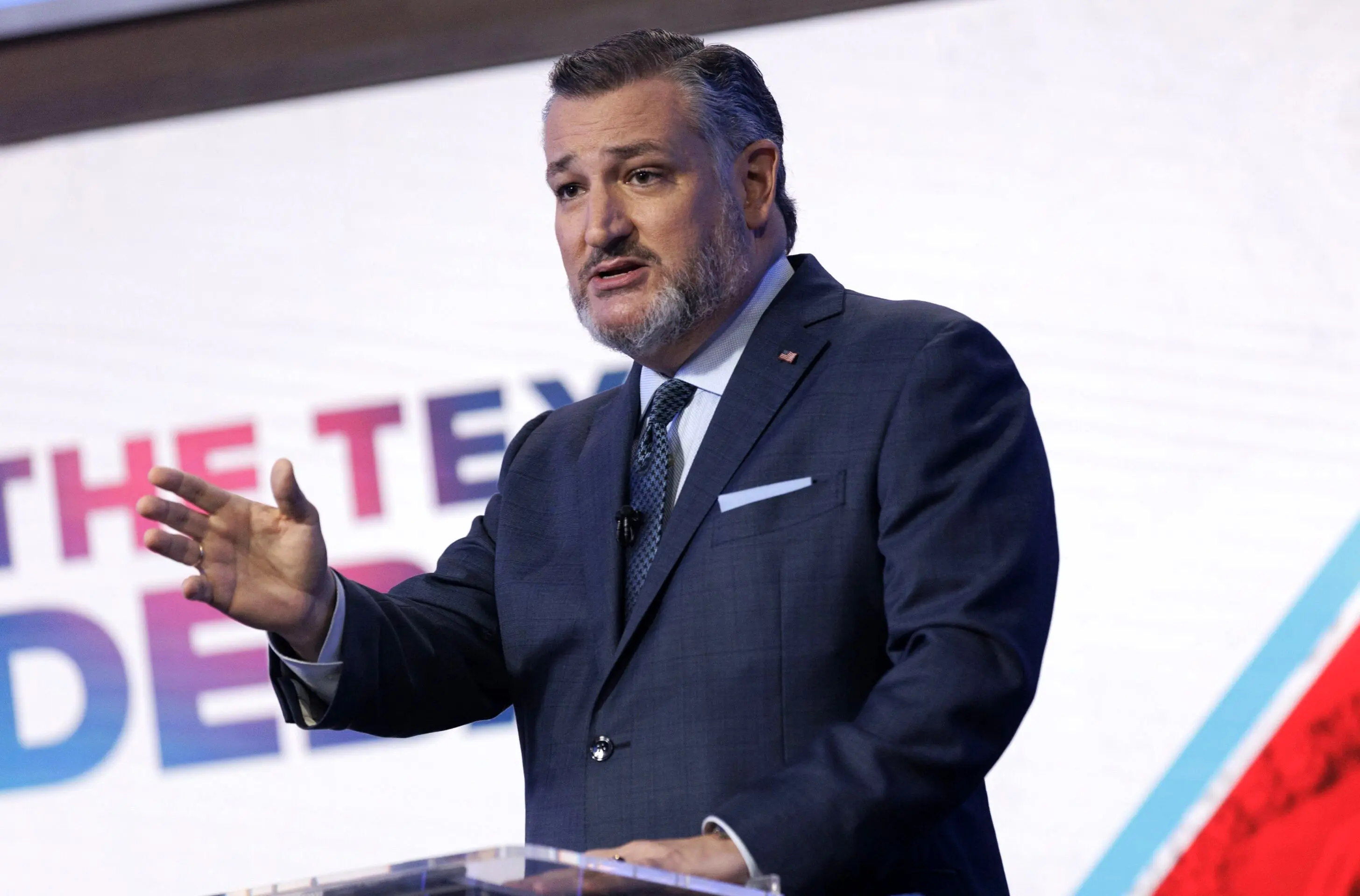 واکنش زیدآبادی به درخواست یک سناتور آمریکایی/ این تگزاسی بی‌رحم در پی سودانیزه کردن ایران است!