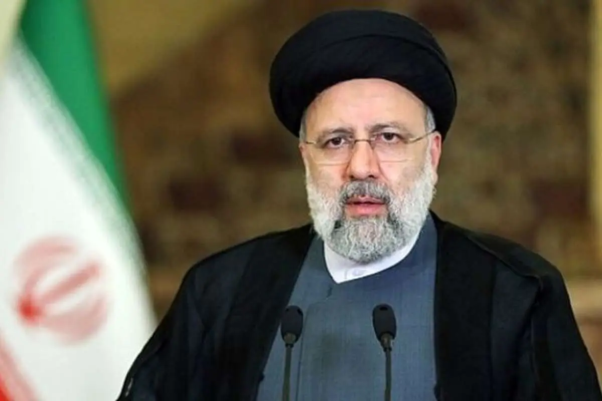 نصب سردیس شهید رئیسی در یکی از میدانهای تهران