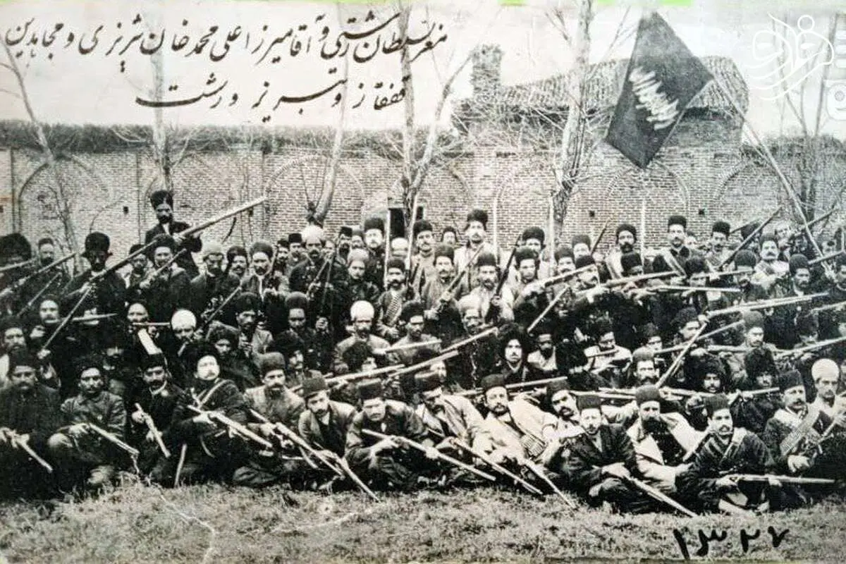 یک عکس یک روایت: گروهی از مجاهدین مشروطه‌خواه 
