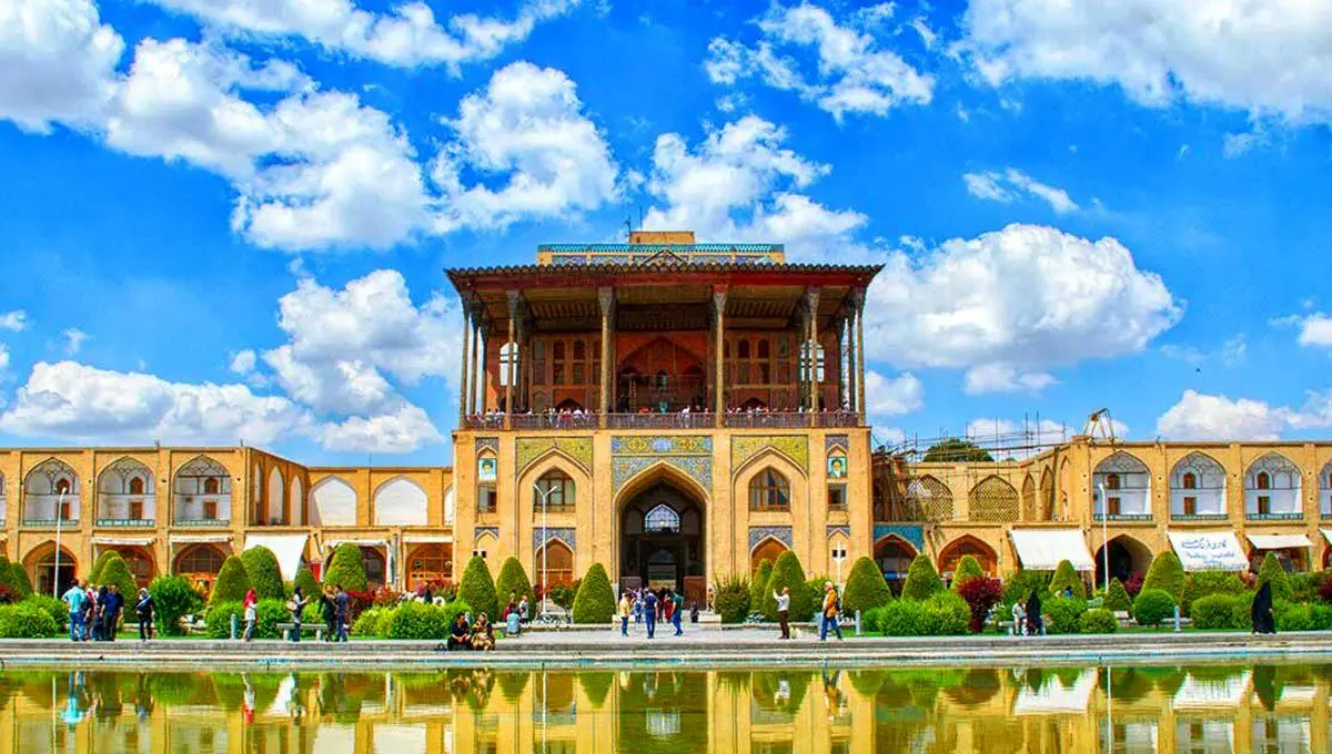 تصویر؛ اصفهان ١٢٠ سال پیش، عالی‌قاپو در قاب قاجار!