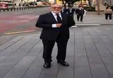 ویدئو؛ ابراز احساسات رضا عطاران به سبک مردم کره جنوبی؛ نشان دادن قلب با دو انگشت 