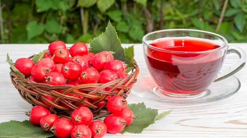 میوه کوچک قرمز با خواص معجزه‌آسا برای قلب و بدن