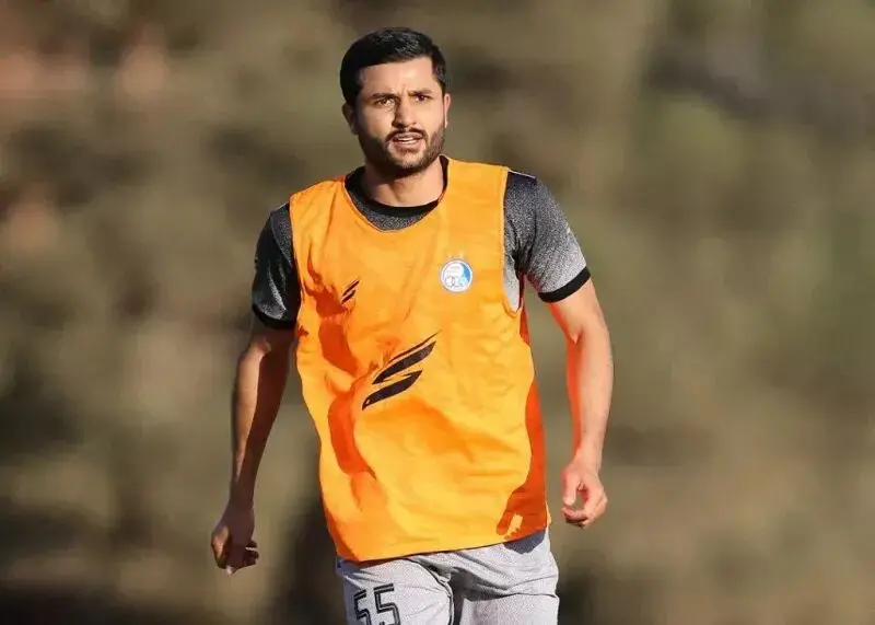 عارف غلامی عزادار شد