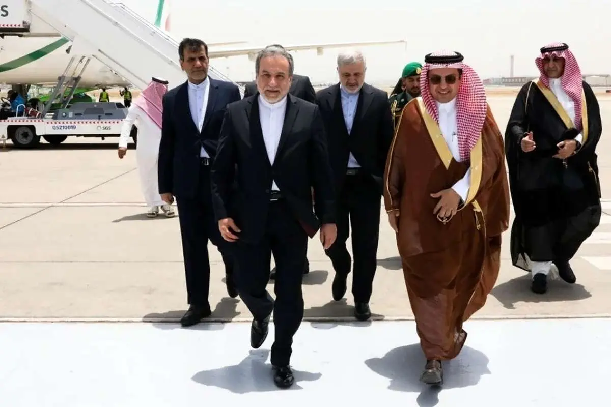 ببینید؛ استقبال عربستان از عراقچی؛ مقامهای عالی رتبه عربستان آمدند