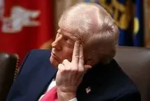 چرت زدن ترامپ در نشست توافق صلح کنگو و رواندا