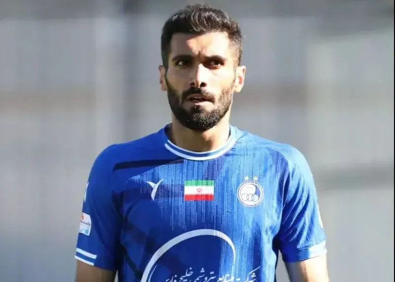 بعد از اعتراض شدید تماشاگران؛ عارف آقاسی: خداحافظ استقلال!