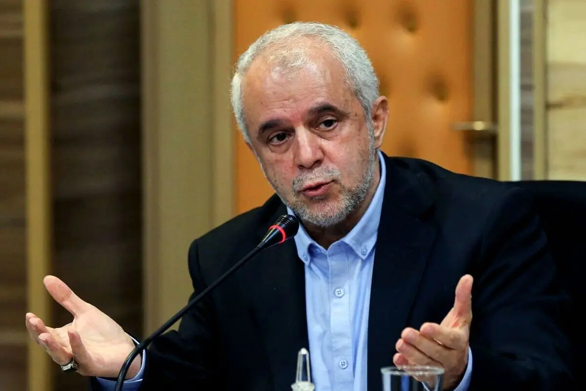 رئیس بنیاد شهید: هیچ خانواده شهیدی نداریم که در هتل مستقر باشند