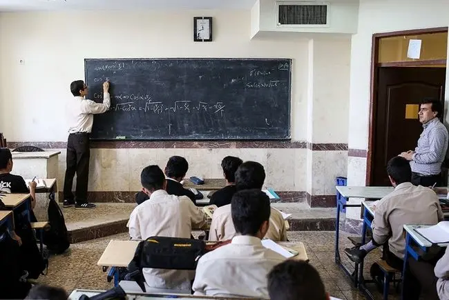 ناترازی معلم به خط قرمز رسید!