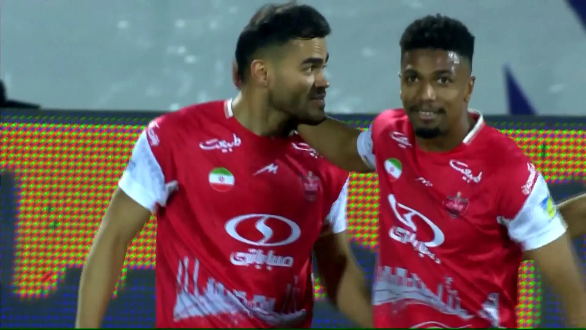 ببینید؛ گل اول پرسپولیس به هوادار توسط اورونوف دقیقه ۸۲