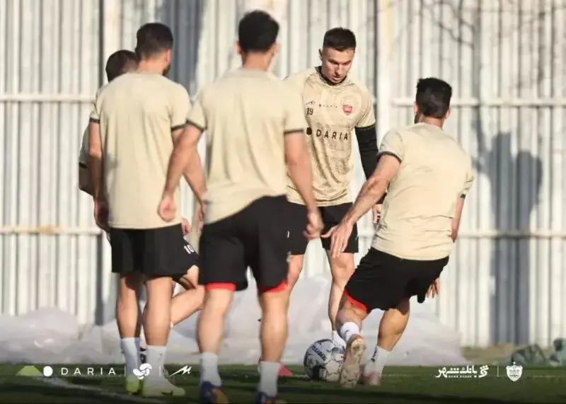 اوسمار پرسپولیس را تعطیل کرد!