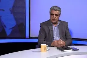 دارو هست، اما داروخانه پول خرید ندارد / بدهی ۸۰ همتی بیمه‌ها، کمر داروخانه‌ها را می‌شکند/ بیماران هزینه ناترازی بیمه‌ها را می‌پردازند/ سازمان غذا و دارو نمی‌تواند معجزه کند