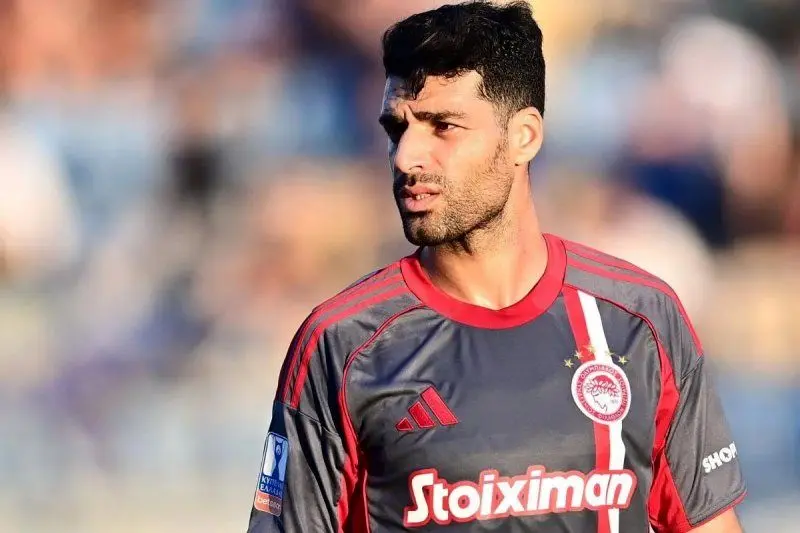 دربی بزرگ یونان با حضور مهدی طارمی در ترکیب المپیاکوس 
