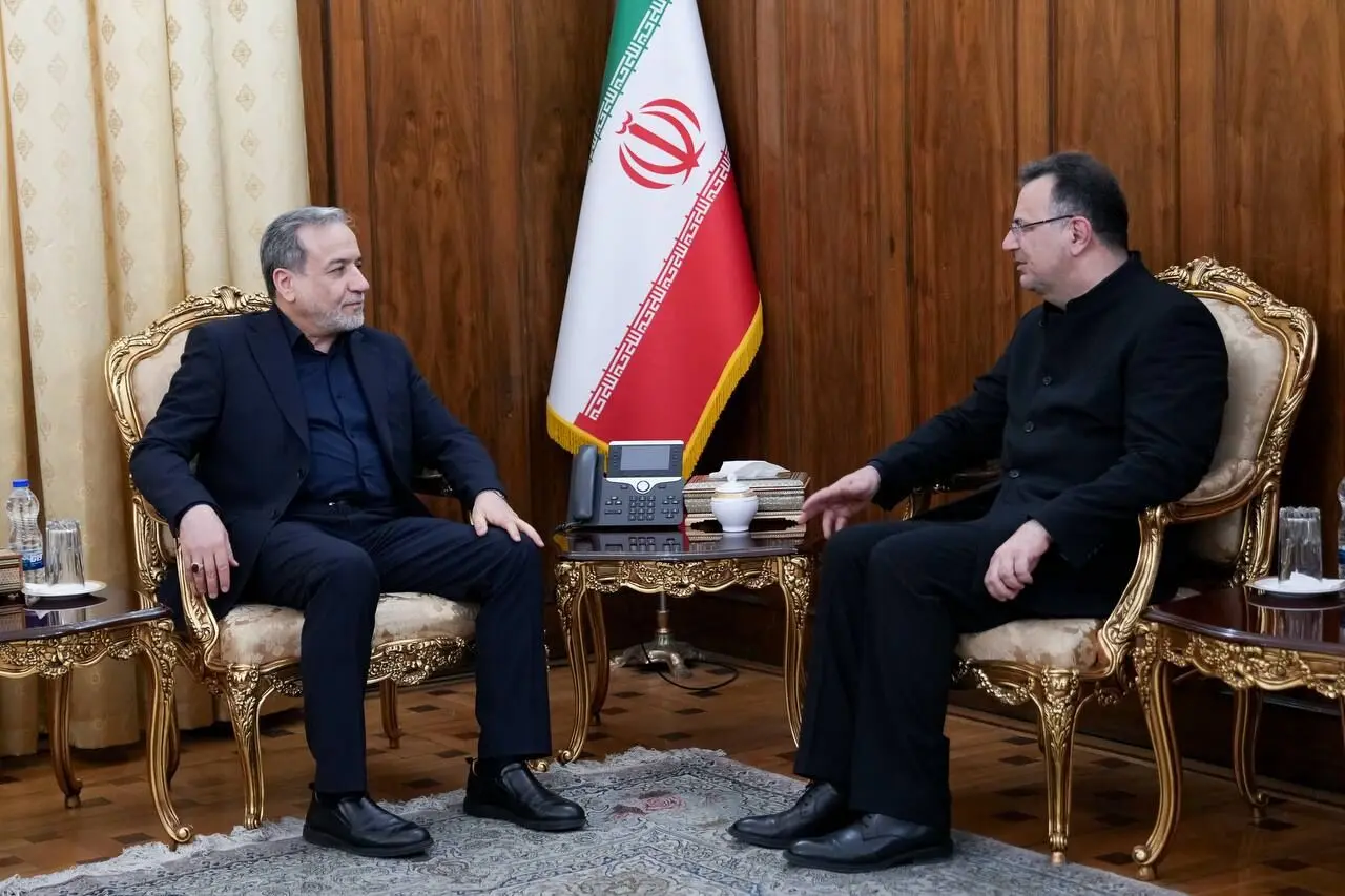 دیدار سفیر ایران در گرجستان با وزیر امور خارجه