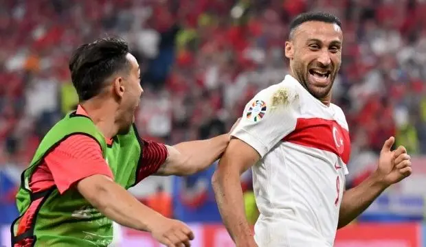 از لیگ برتر انگلیس تا پرسپولیس؛ جنک توسون ستاره مدنظر کارتال کیست؟