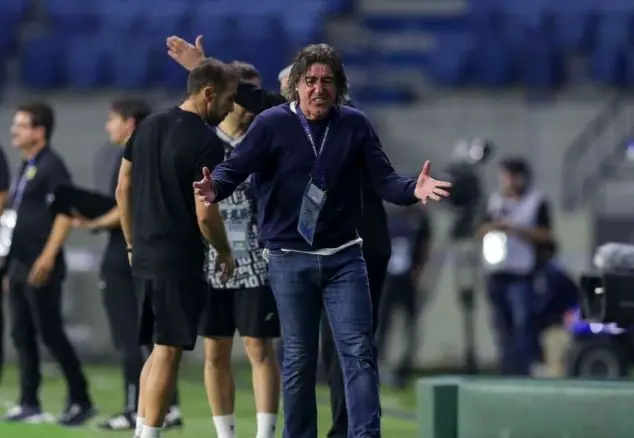 دو استقلالی حامی سرسخت ساپینتو