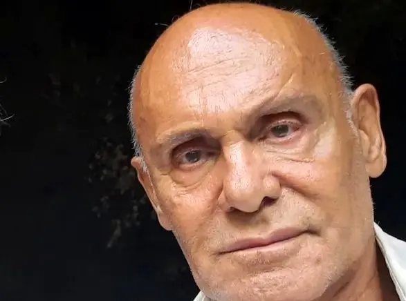 عکس سلفی با جمشید هاشم‌پور 