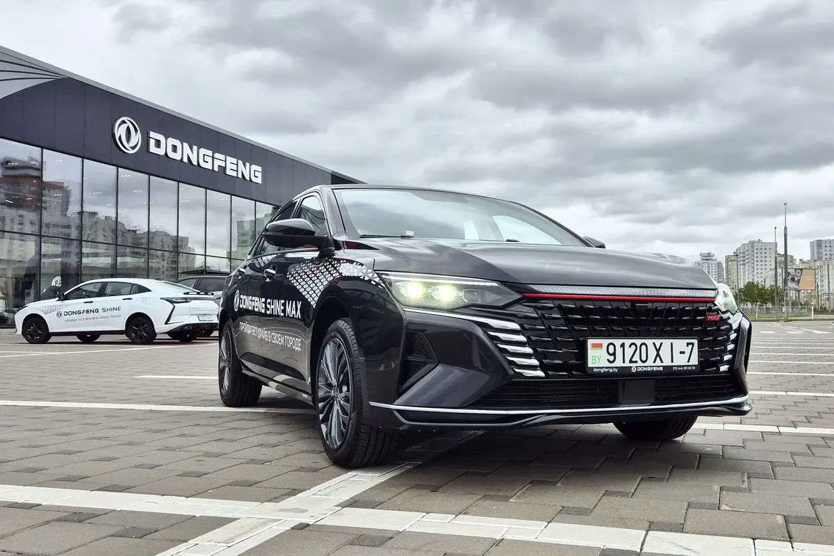 بهترین سدان چینی بازار خودرو؛ از فونیکس آریزو 8 تا جک J4