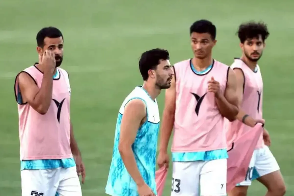 چادرملو با شش غایب مقابل پرسپولیس