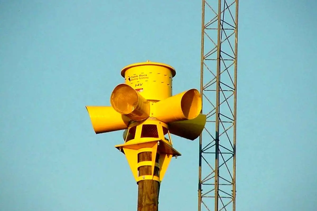 آژیرهای بی‌صدای تهران