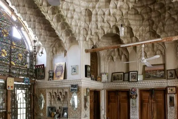 تصاویر؛ خانه‌هایی که ارام آرام می‌میرند