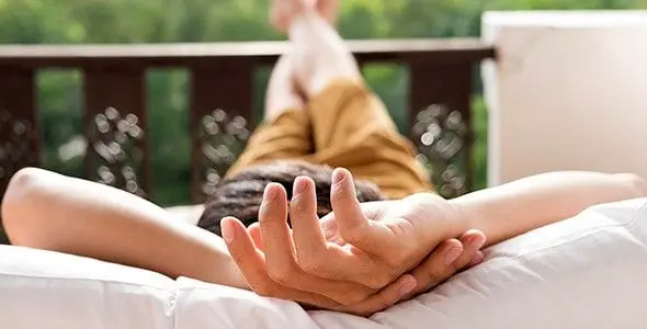 هنر «هیچ‌کاری نکردن» یا «بی‌عملی»