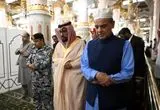 شهباز شریف در مسجد النبی نماز خواند