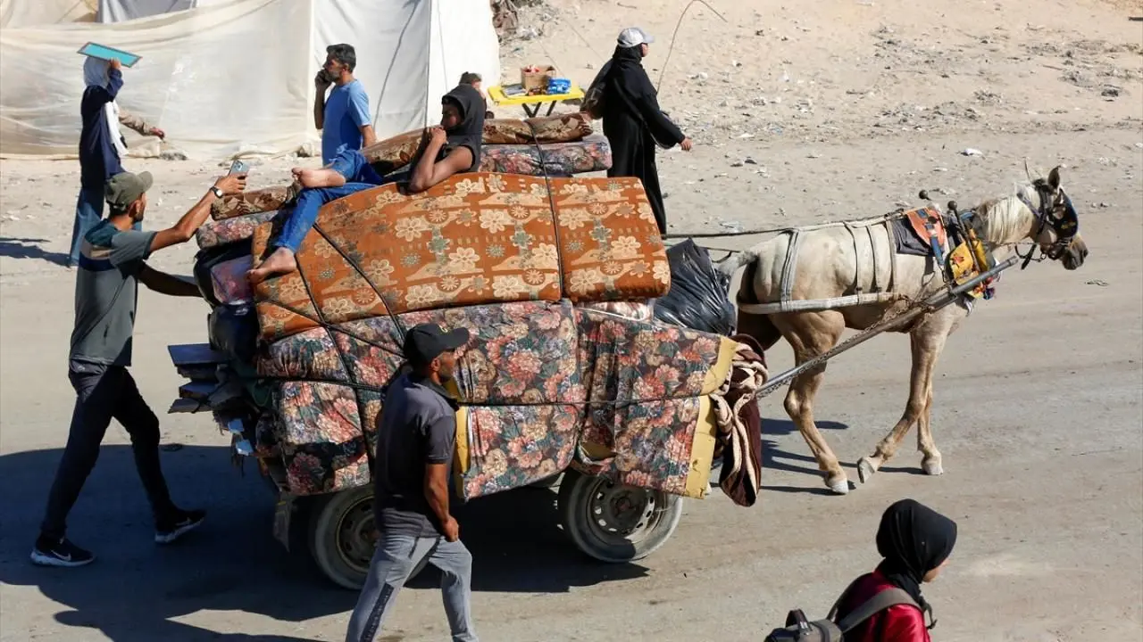 تصاویر؛ سیل آوارگان فلسطینی همزمان با آغاز عملیات نظامی اسرائیل