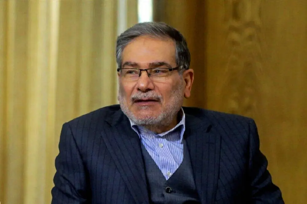 واکنش‌ شمخانی به حواشی جنجالی عروسی دخترش: حرام‌زاده‌ها هنوز زنده‌ام