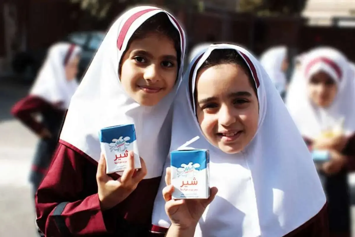 توزیع شیر رایگان فقط در این مدارس
