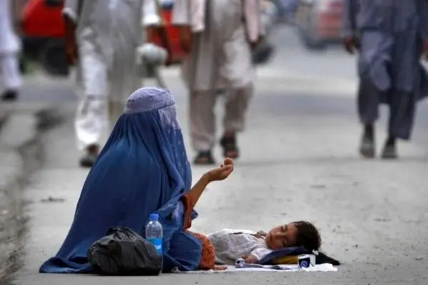 ویدئویی جنجالی از گدایی زنان افغان در حکومت طالبان