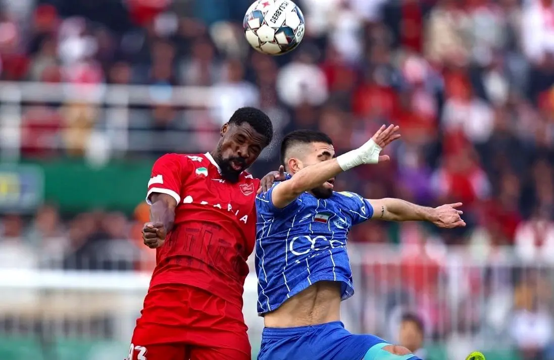 ببینید؛ درگیری ستاره خارجی با استقلالی‌ها، سرژ اوریه مهار شدنی نبود!