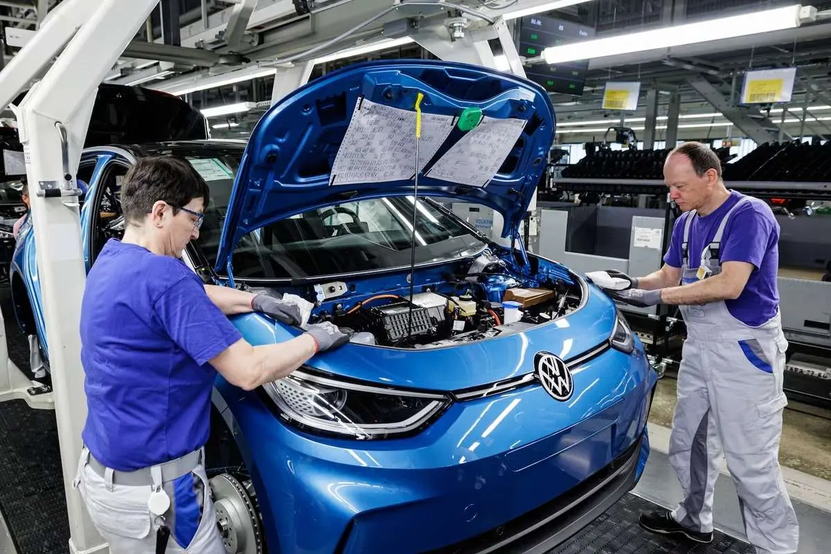 ناقوس مرگ صنعت برتر آلمان به صدا درآمد