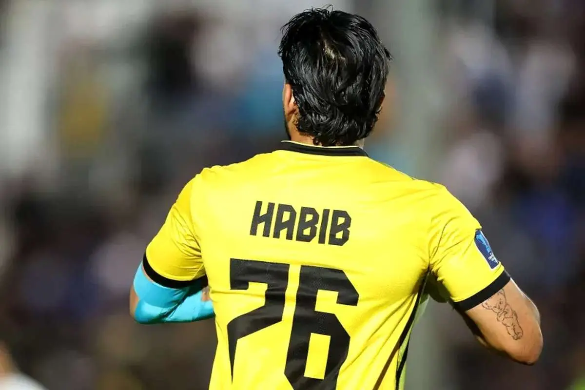 خط قرمز روی نام ۳ ستاره استقلال مقابل پادیاب