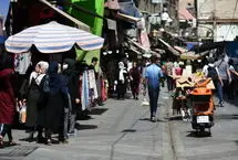 قدم زدن روی اعصاب جامعه