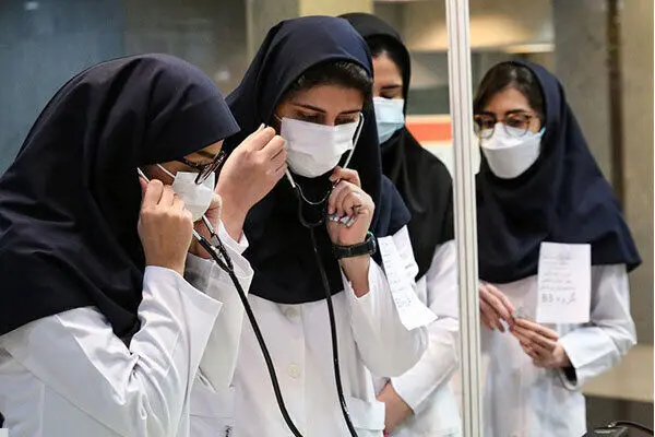 دانشکده‌های علوم پزشکی بیش از دو برابر ظرفیت خود دانشجو گرفته‌اند
