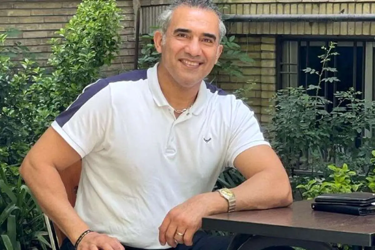 تصویر؛ رونمایی عابدزاده از هواداری با کلکسیون متنوع عکس‌هایش