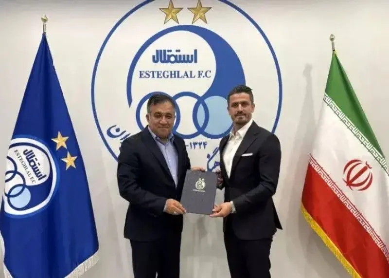 تصویر؛ توئیت متفاوت علی تاجرنیا برای وریا غفوری 
 
