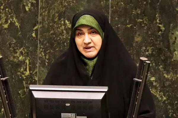 آقای قالیباف گوش کنید! ما دیگر به این مجلس امیدی نداریم