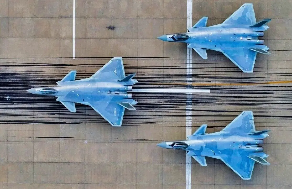 پاشنه آشیل «J-۲۰»، اژدهای نیرومند چیست؟ 

